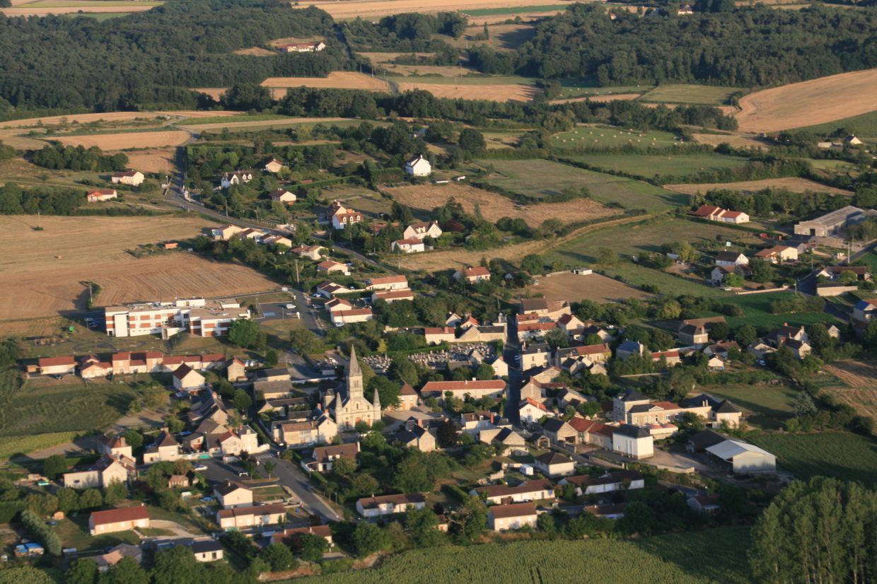 Senillé au soleil couchant